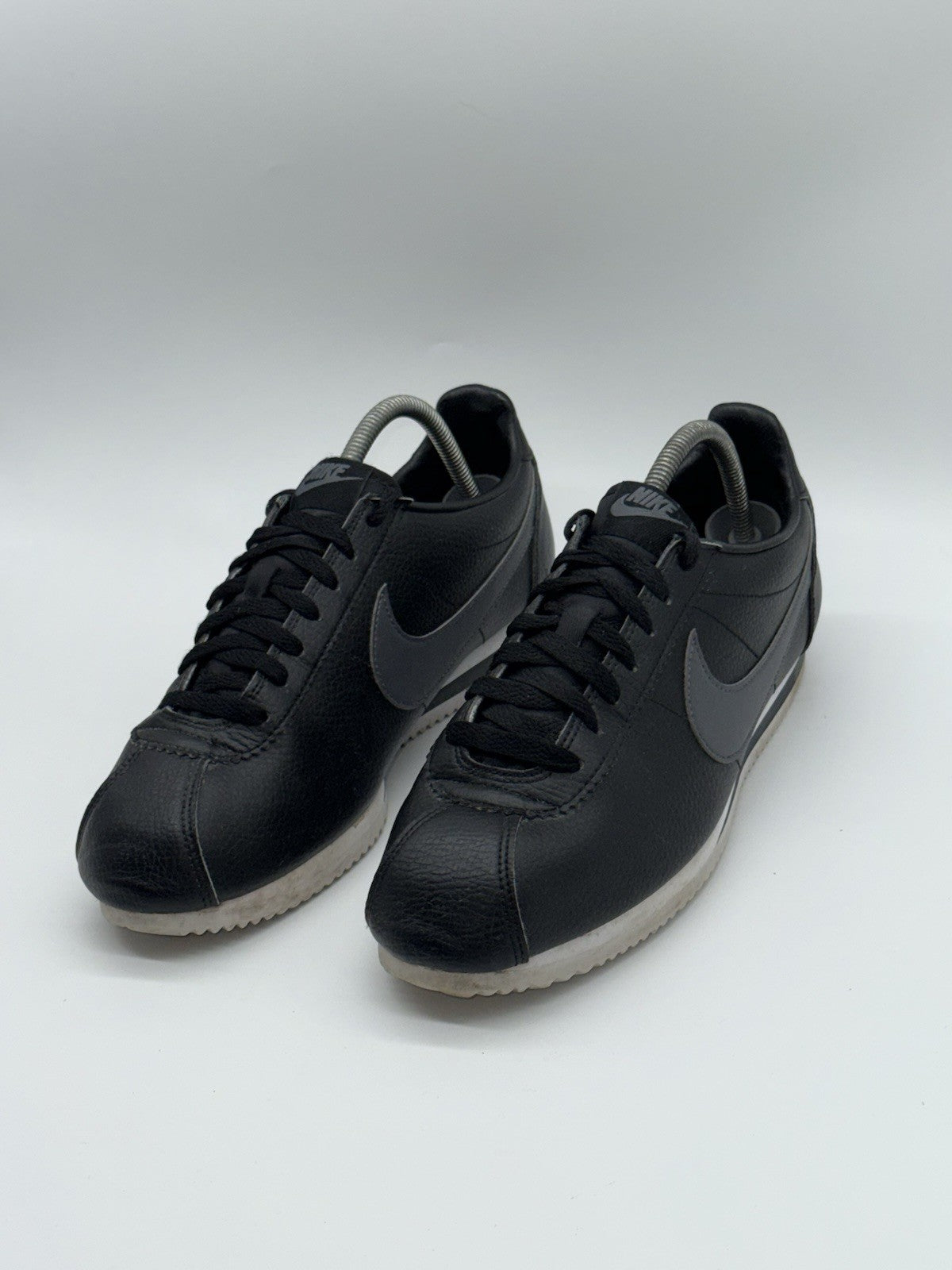 (2016) Nike Classic Cortez Leather Black/Dark Grey-White Men's UK 9