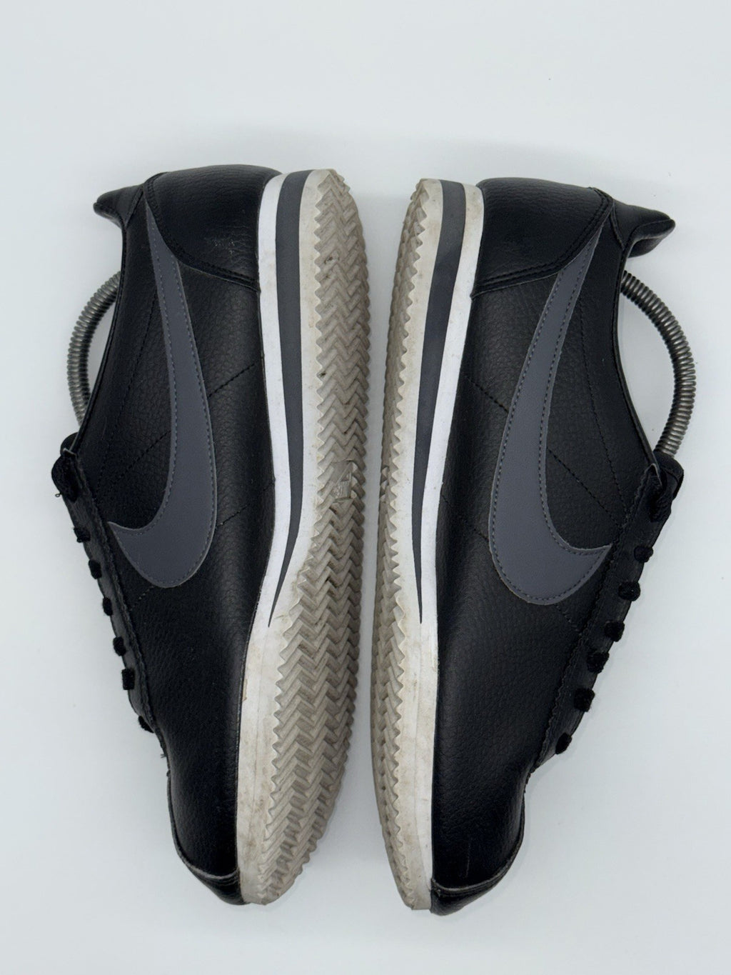 (2016) Nike Classic Cortez Leather Black/Dark Grey-White Men's UK 9