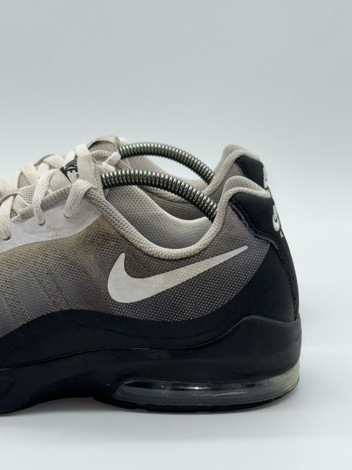 Nike Air Max Invigor Print M - Black/Grey/White Size UK 7
