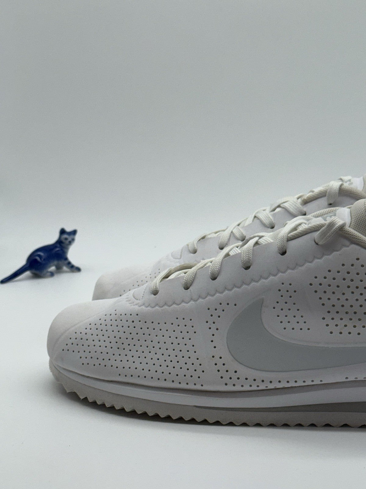 (2018) Retro Nike Cortez Ultra Moire ‘Triple White’ Trainers UK 9