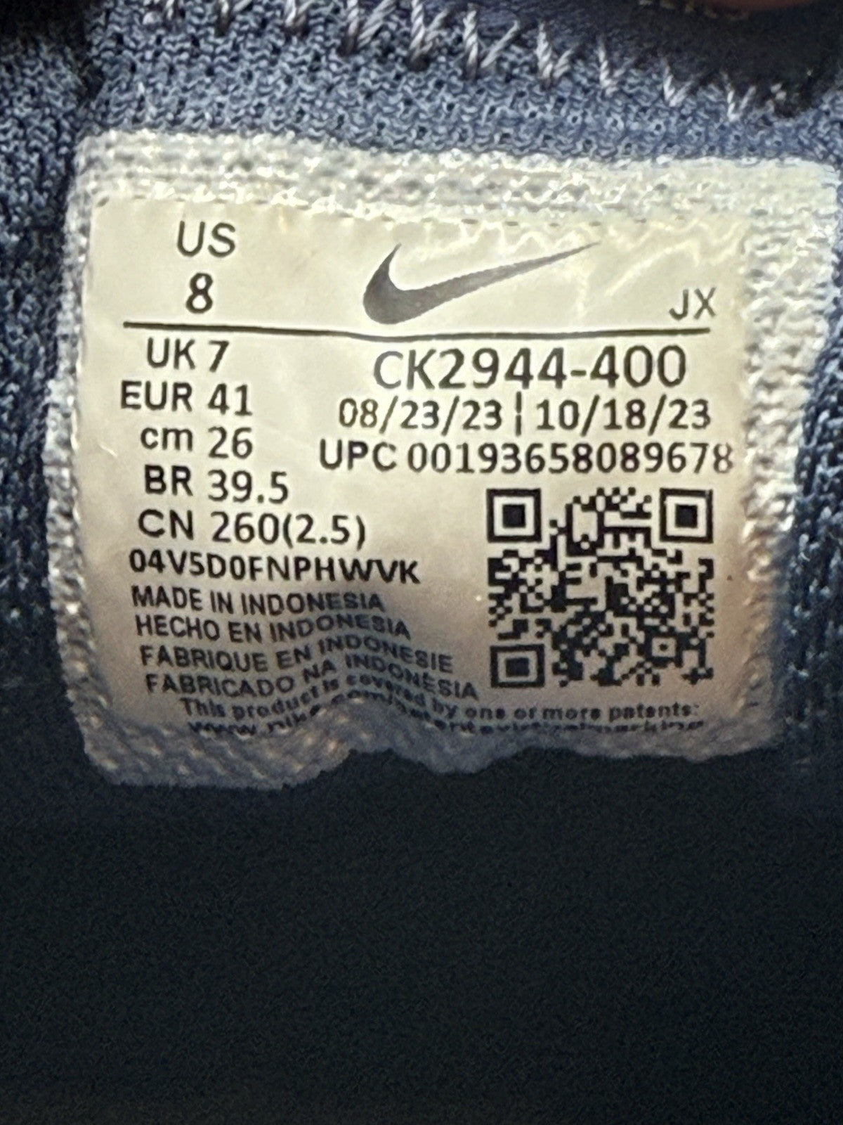 (2023) Nike Venture Runner Midnight Navy Blue White Trainers Size UK 7