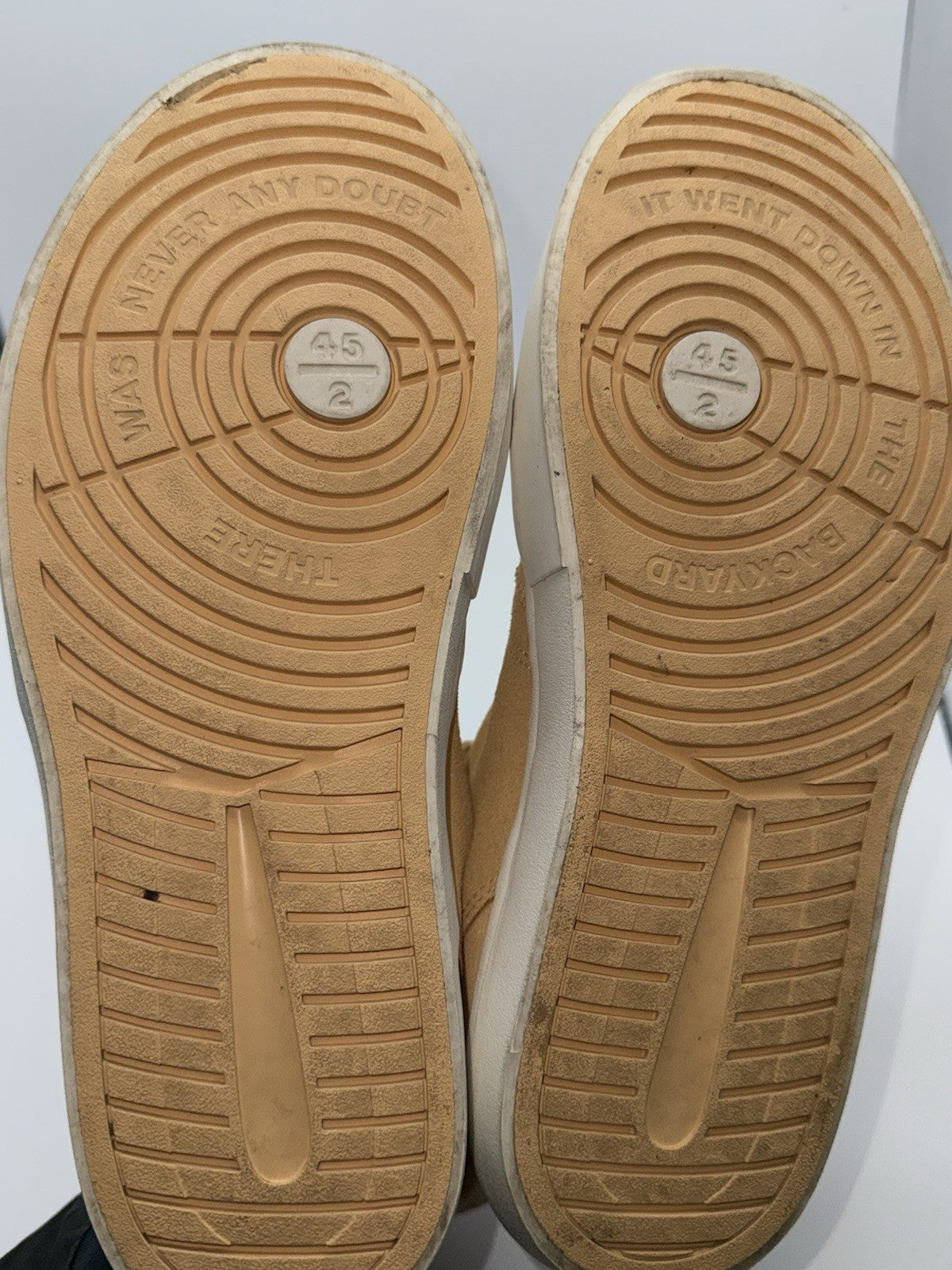 Jordan Series ES Celestial Gold Sail - Size UK 6.5 (DN1856-200)