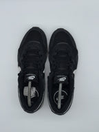 (2021) Nike Venture Runner Black White Suede Retro Trainers UK 7
