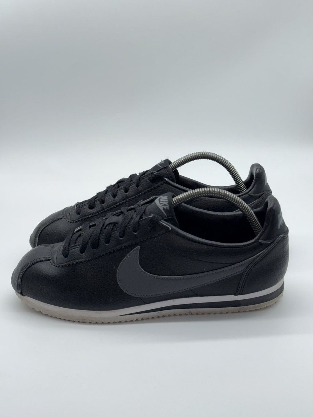(2016) Nike Classic Cortez Leather Black/Dark Grey-White Men's UK 9