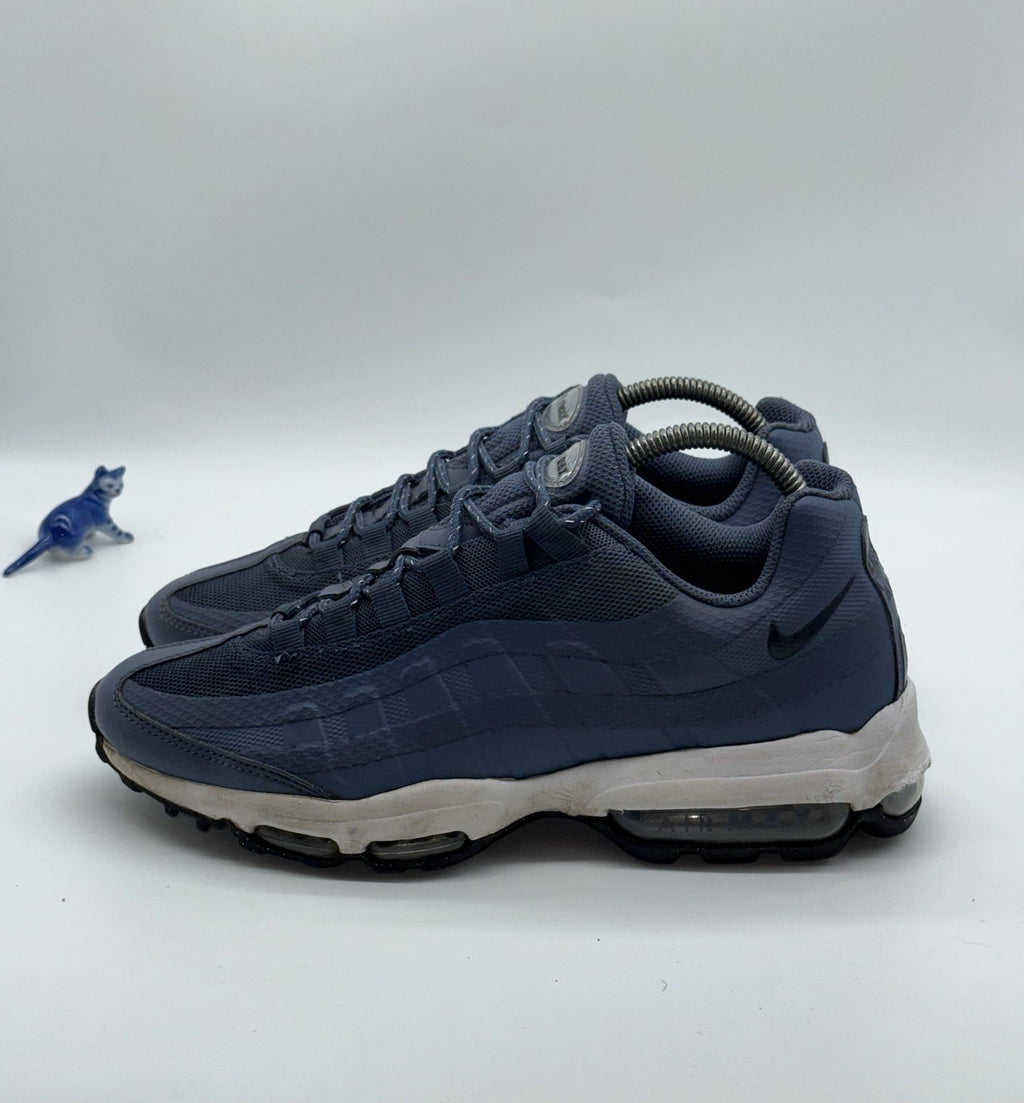 Nike Air Max 95 Ultra Trainers Diffused Blue x White UK 7 (FD0662-400)