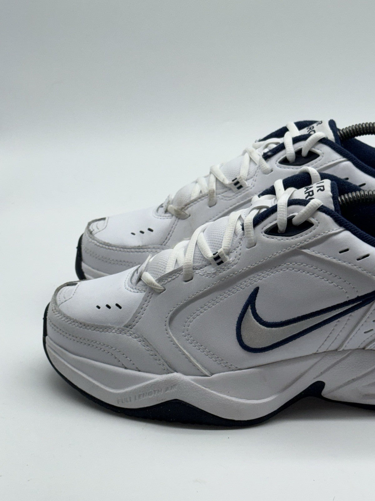 Nike Air Monarch IV 'White x Navy' (2025) – UK 8