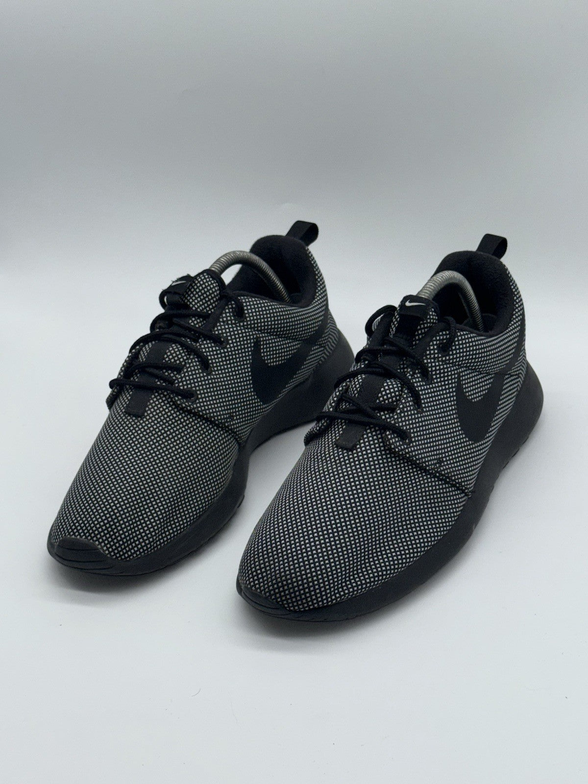 (2015) Nike Roshe One Premium Black White Men’s Retro Trainers Gym Running UK 8