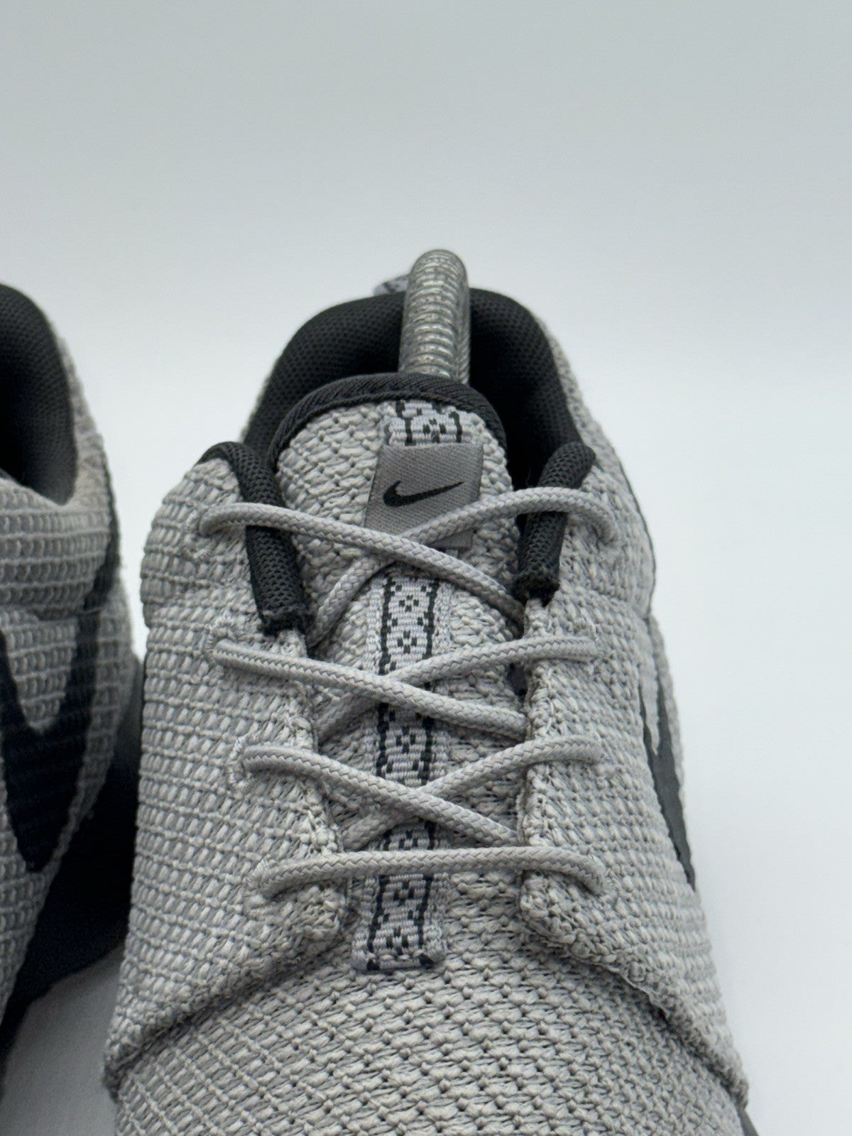 (2014) Nike Roshe One Run Wolf Grey x Black Size UK 7 Trainers