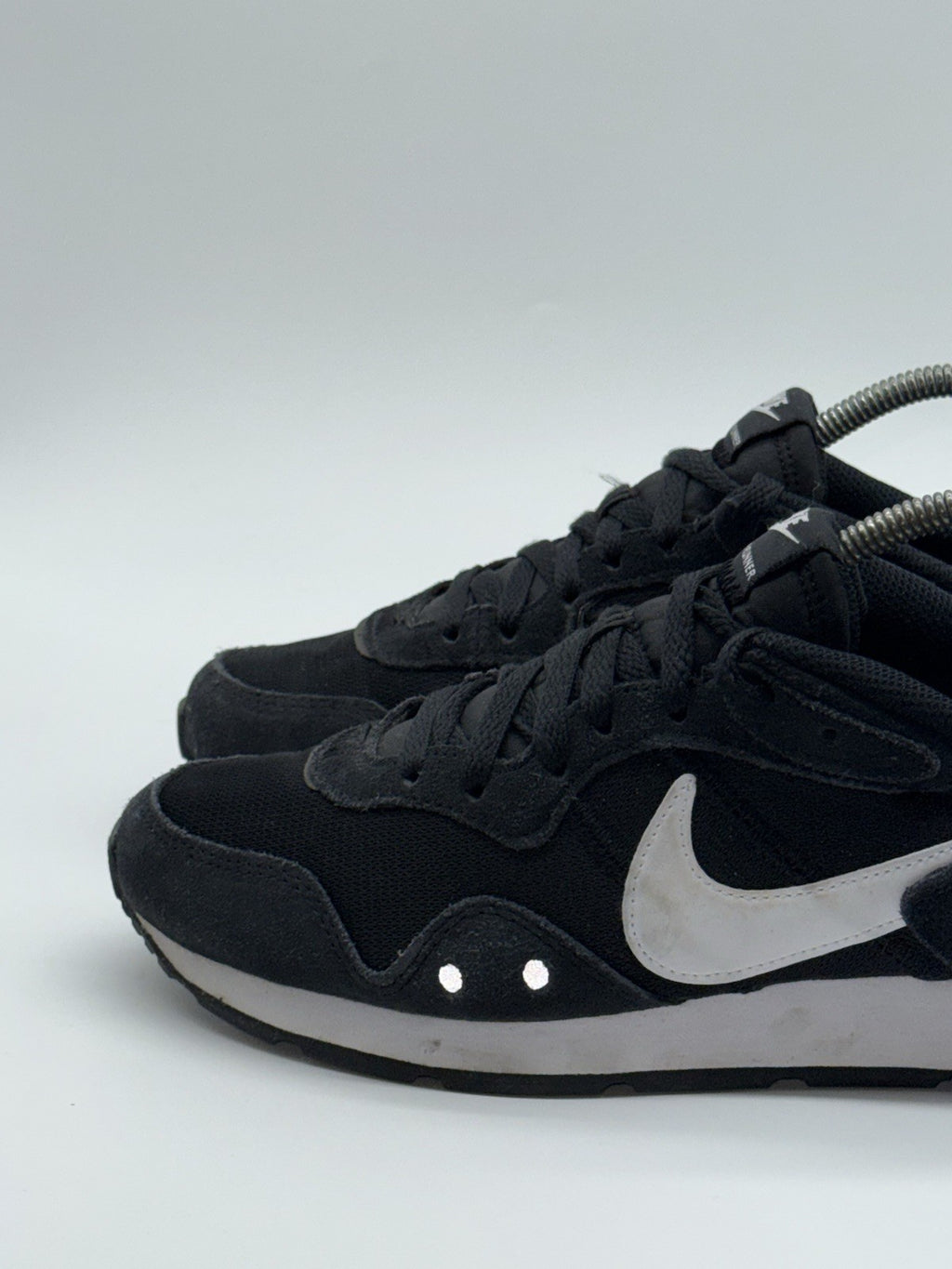 (2021) Nike Venture Runner Black White Suede Retro Trainers UK 7