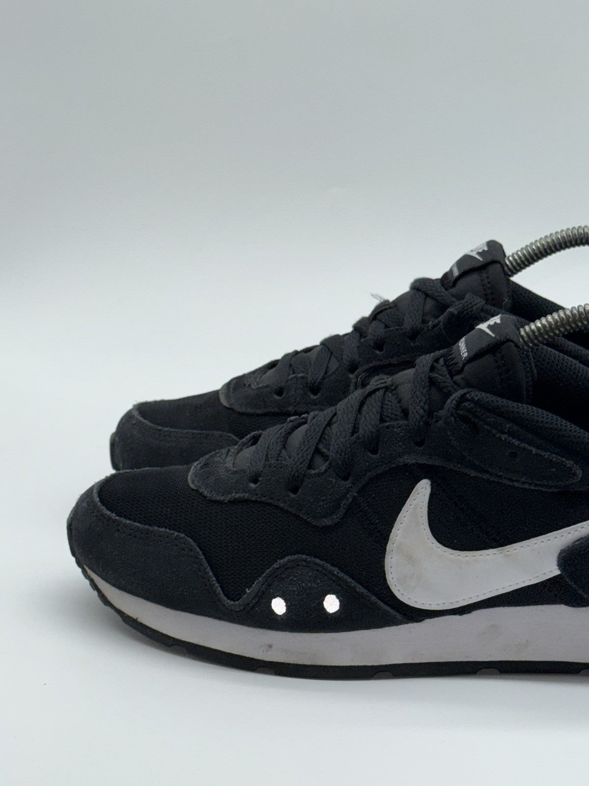 (2021) Nike Venture Runner Black White Suede Retro Trainers UK 7