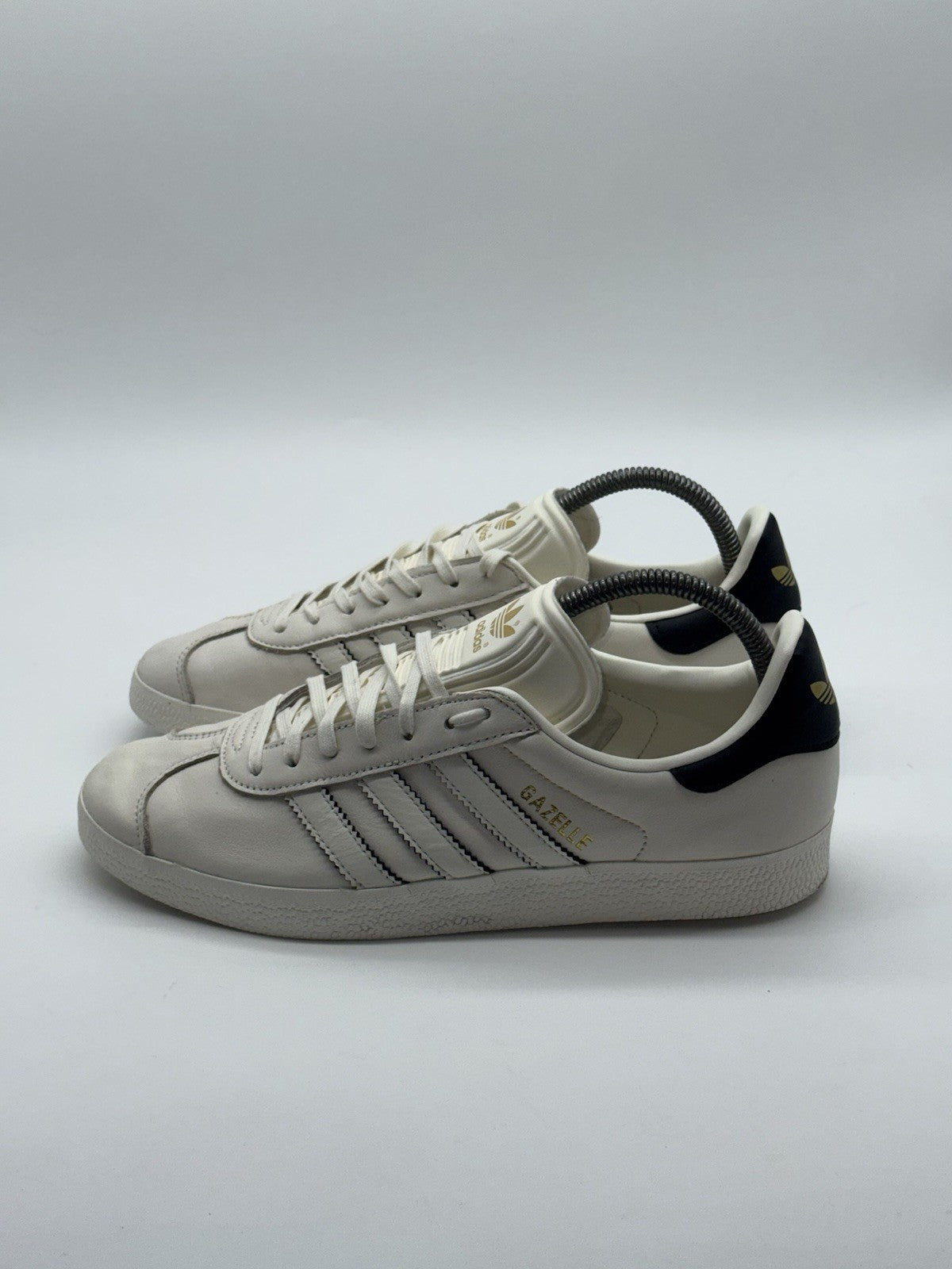 Adidas Gazelle 'Off White x Black' (2023) – UK 7.5