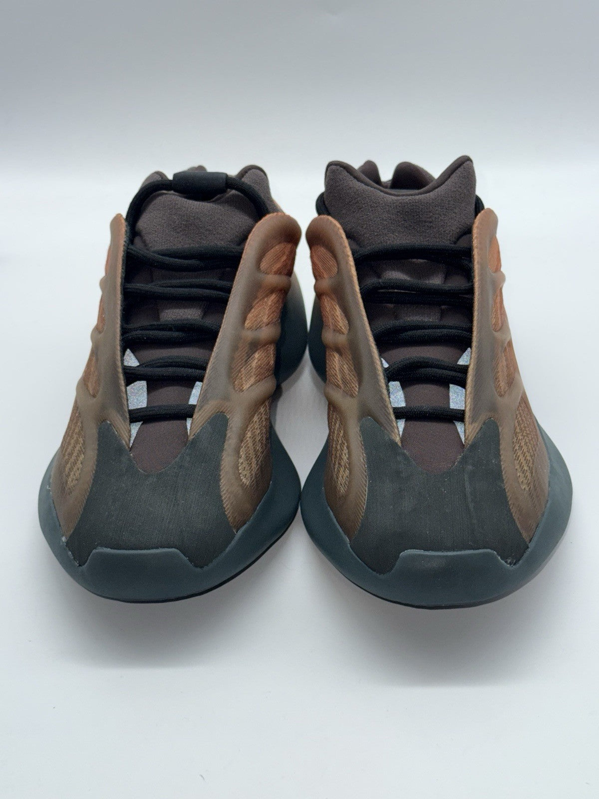 Adidas Yeezy Boost 700 V3 Copper Fade Size UK 6 Brand New Unworn GY4109
