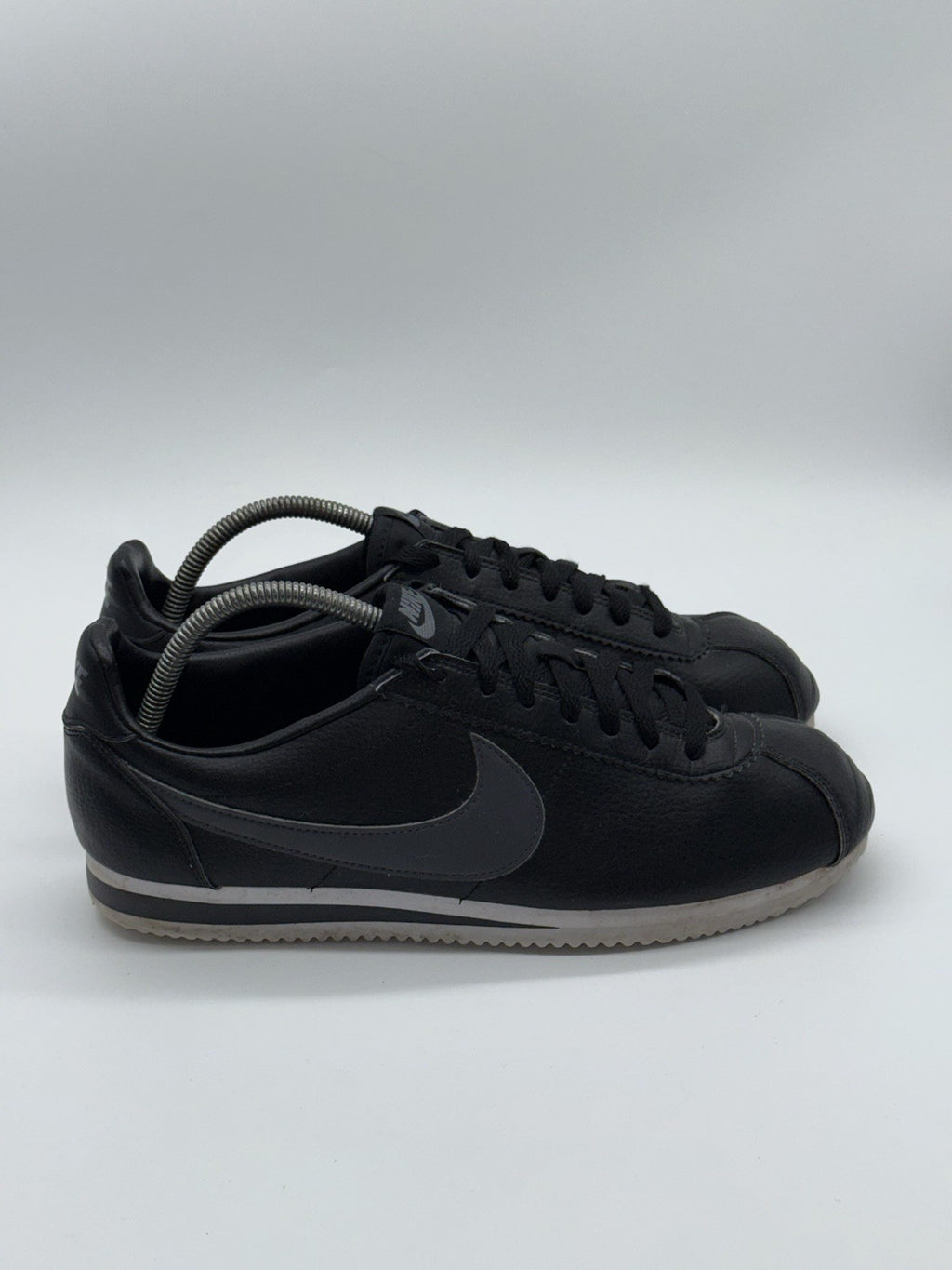 (2016) Nike Classic Cortez Leather Black/Dark Grey-White Men's UK 9