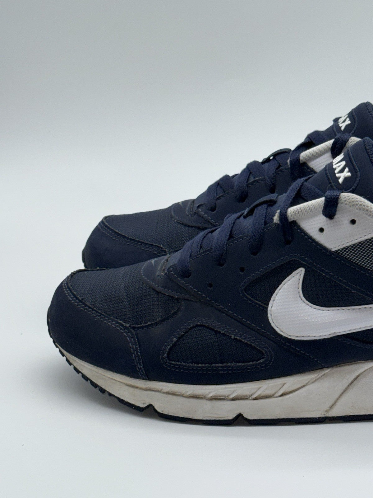 (2023) Nike Air Max IVO Trainers Navy White Retro Trainers UK 8.5