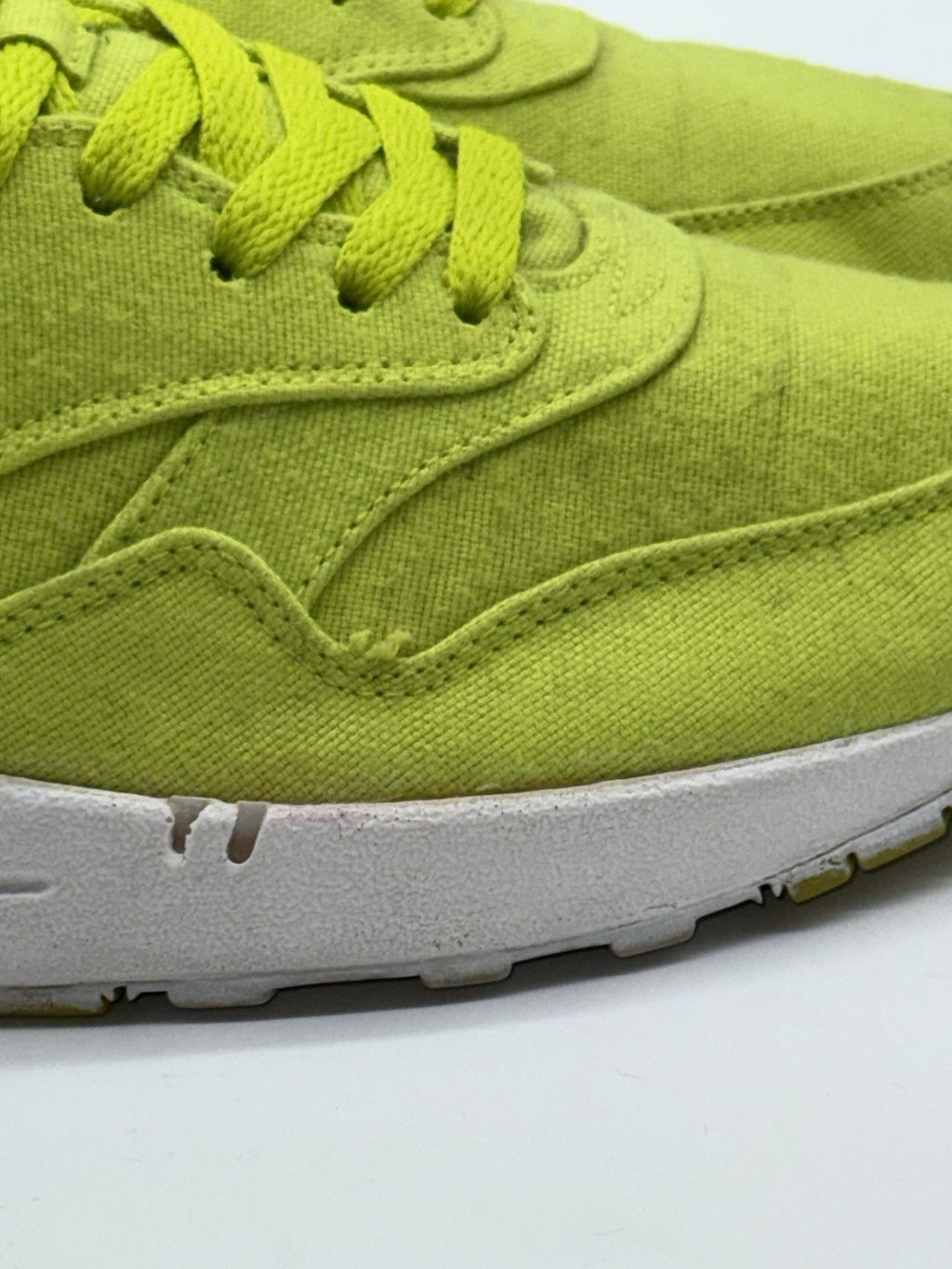 (2011) Nike Air Max 1 Cyber Trainers Size 10.5 Luminous Neon Green (308866-302)