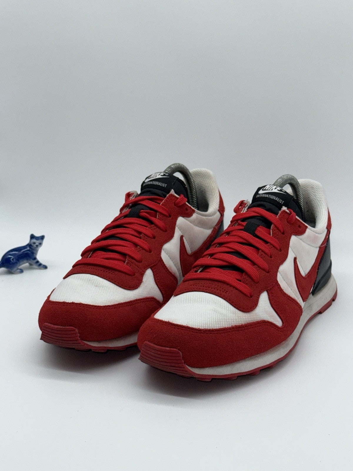 Nike ID Retro Internationalist Custom Trainers Red x White x Black UK 7.5