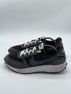 (2024) Nike Waffle Debut Retro Trainers Black x Grey Men’s UK 9.5