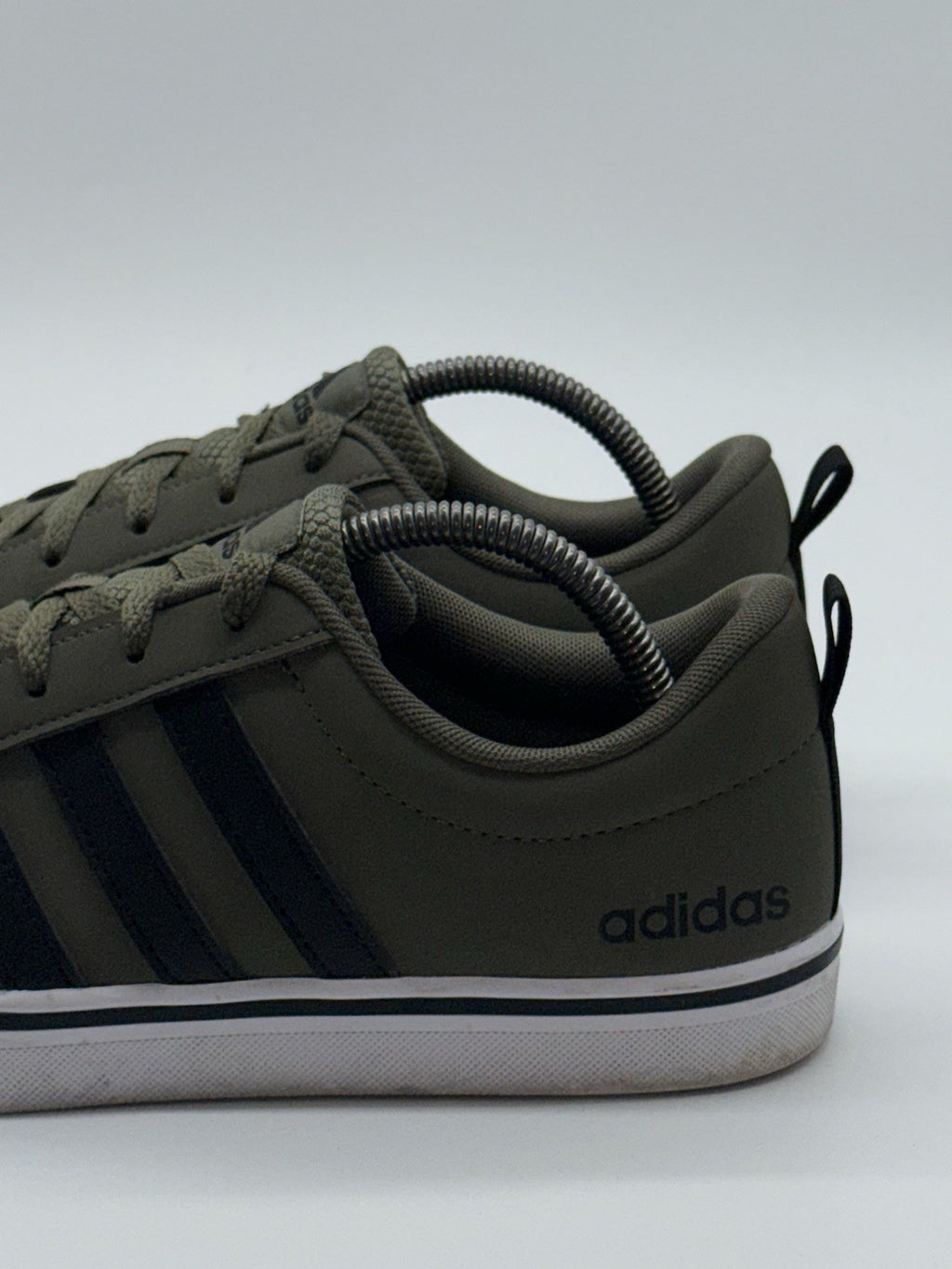 Adidas VS Pace 2.0 'Olive Khaki x Black' – UK 8