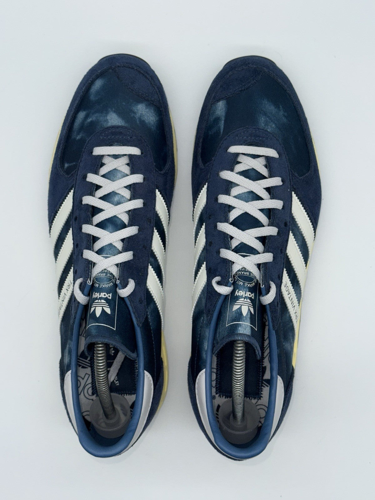 (2022) Adidas Originals TRX Vintage Parley Bleached Crew Navy White Men’s UK 10