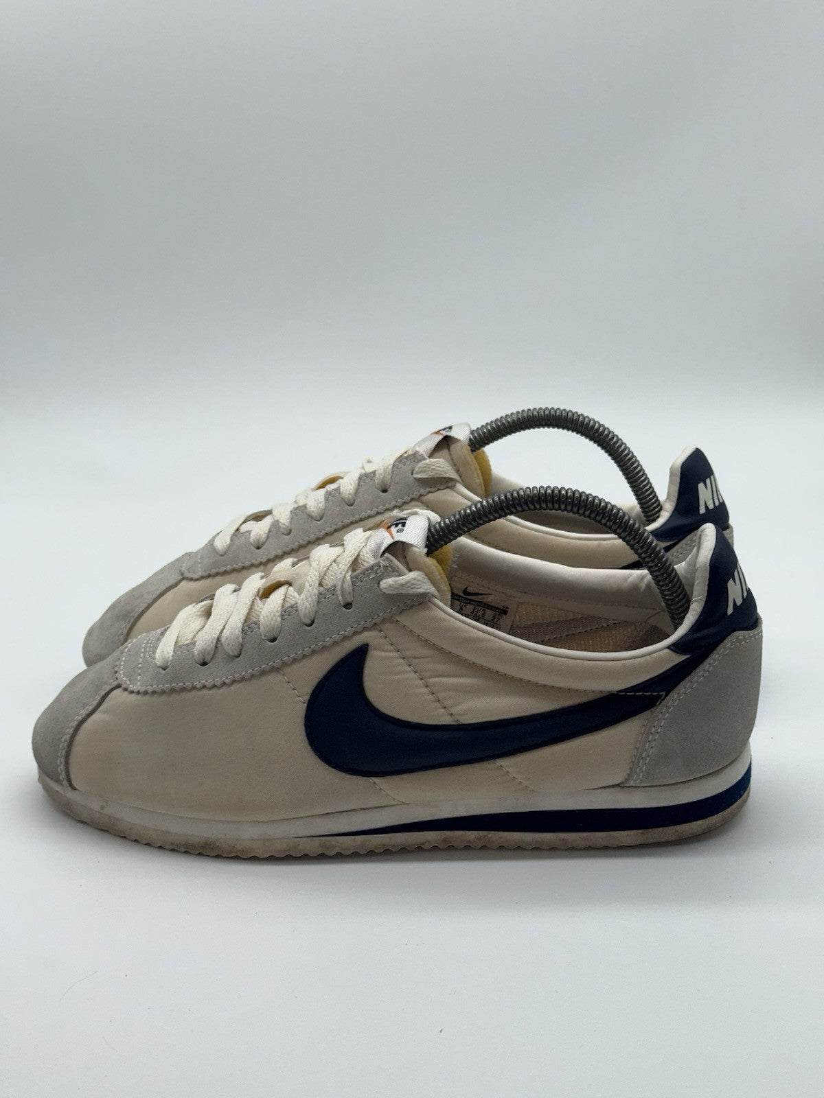 (2011) Vintage Nike Classic Cortez Ivory Cream x Navy Men’s UK 8