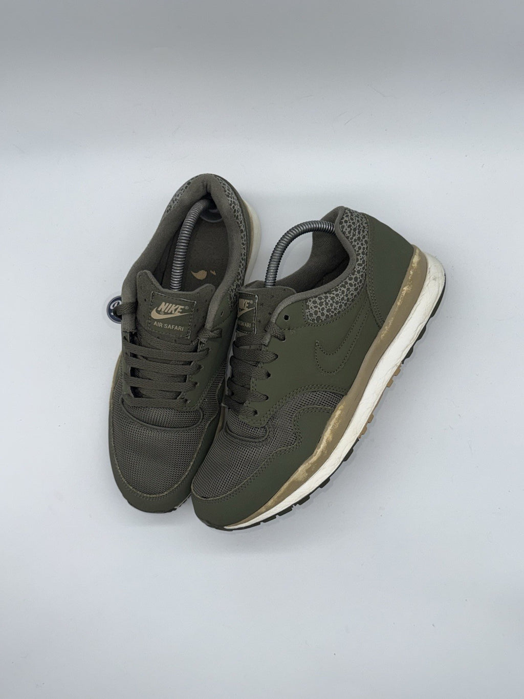 Nike Air Safari LE 'Bamboo x Medium Olive' trainers – UK 8