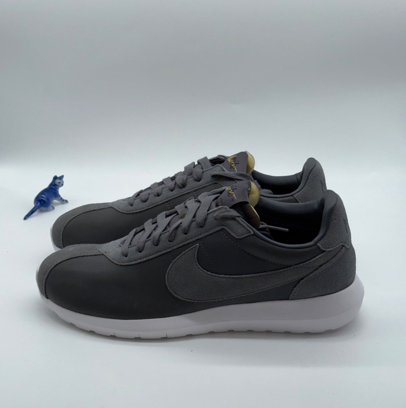 (2015) Nike Roshe LD-1000 Premium QS Dark Grey Size UK 9.5 (842564-002) BNIB