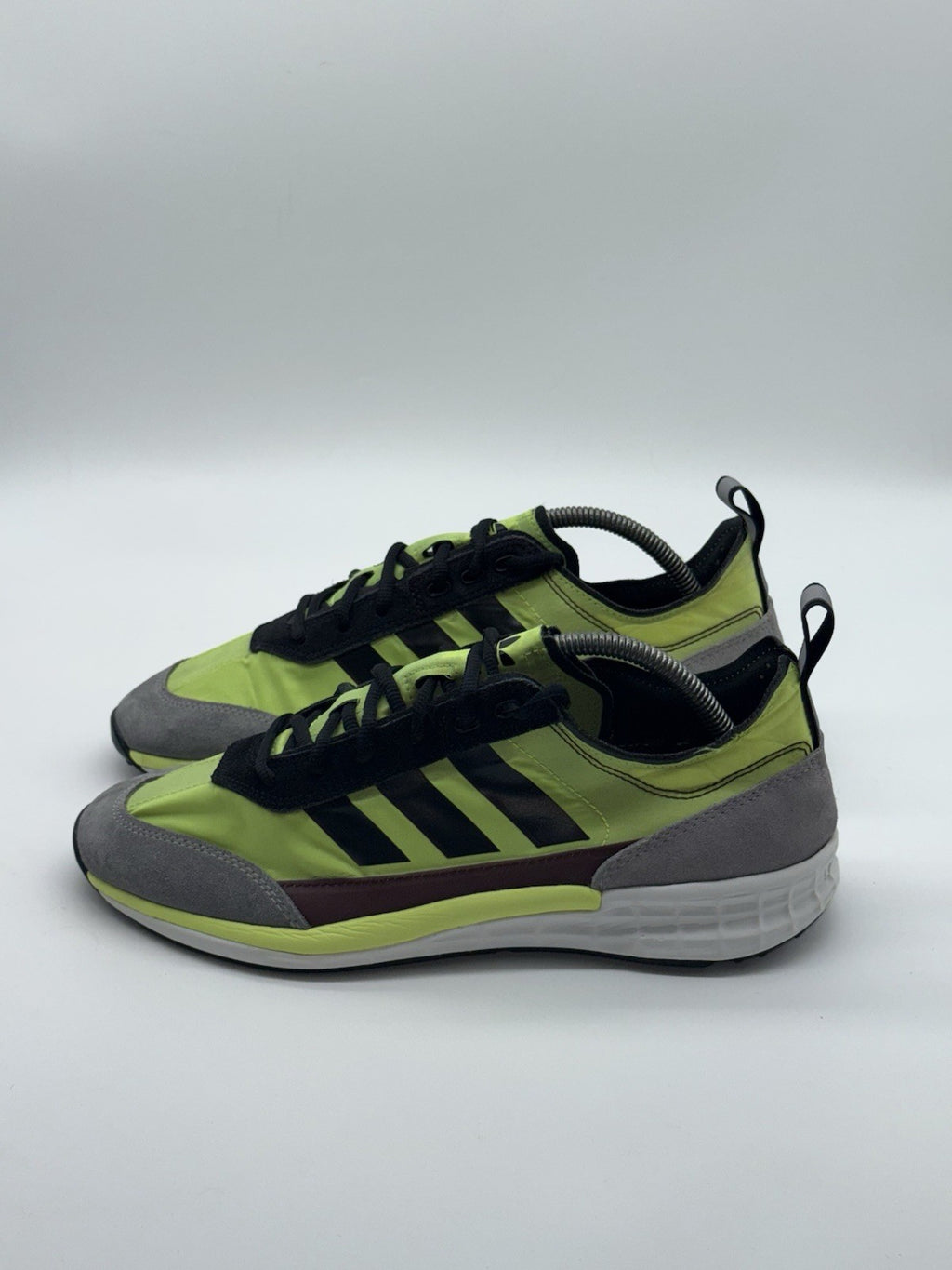 Adidas SL 7200 'Core Black x Solar Yellow' (2020) – UK 8.5
