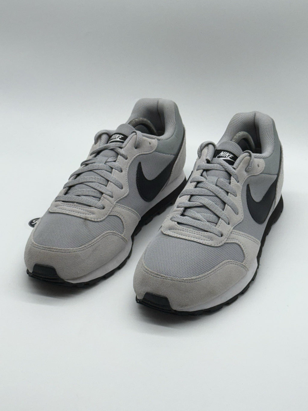 Nike MD Runner 2 'Wolf Grey x Black x White' (2023) – UK 10.5