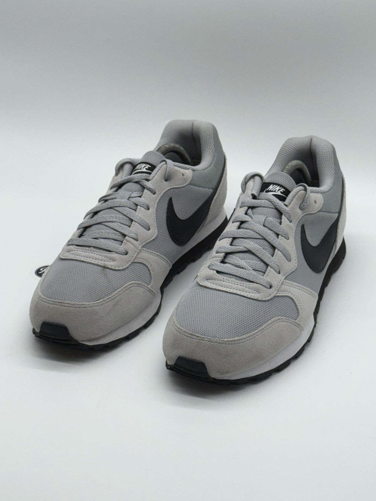 Nike MD Runner 2 'Wolf Grey x Black x White' (2023) – UK 10.5