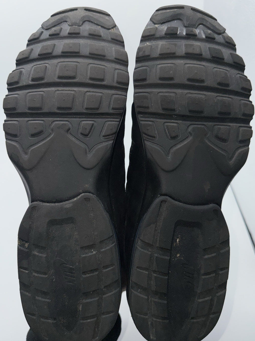 Nike Air Max Invigor 'Triple Black' (2025) – UK 9.5