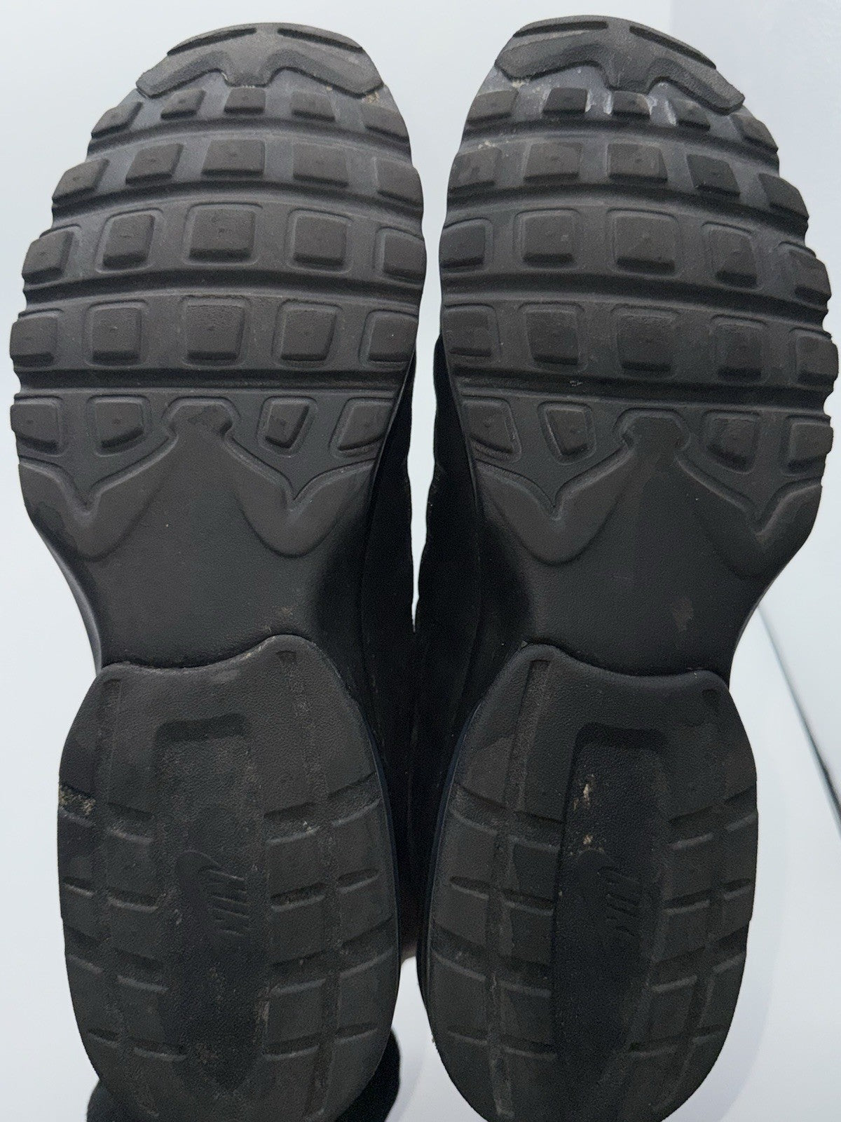 Nike Air Max Invigor 'Triple Black' (2025) – UK 9.5