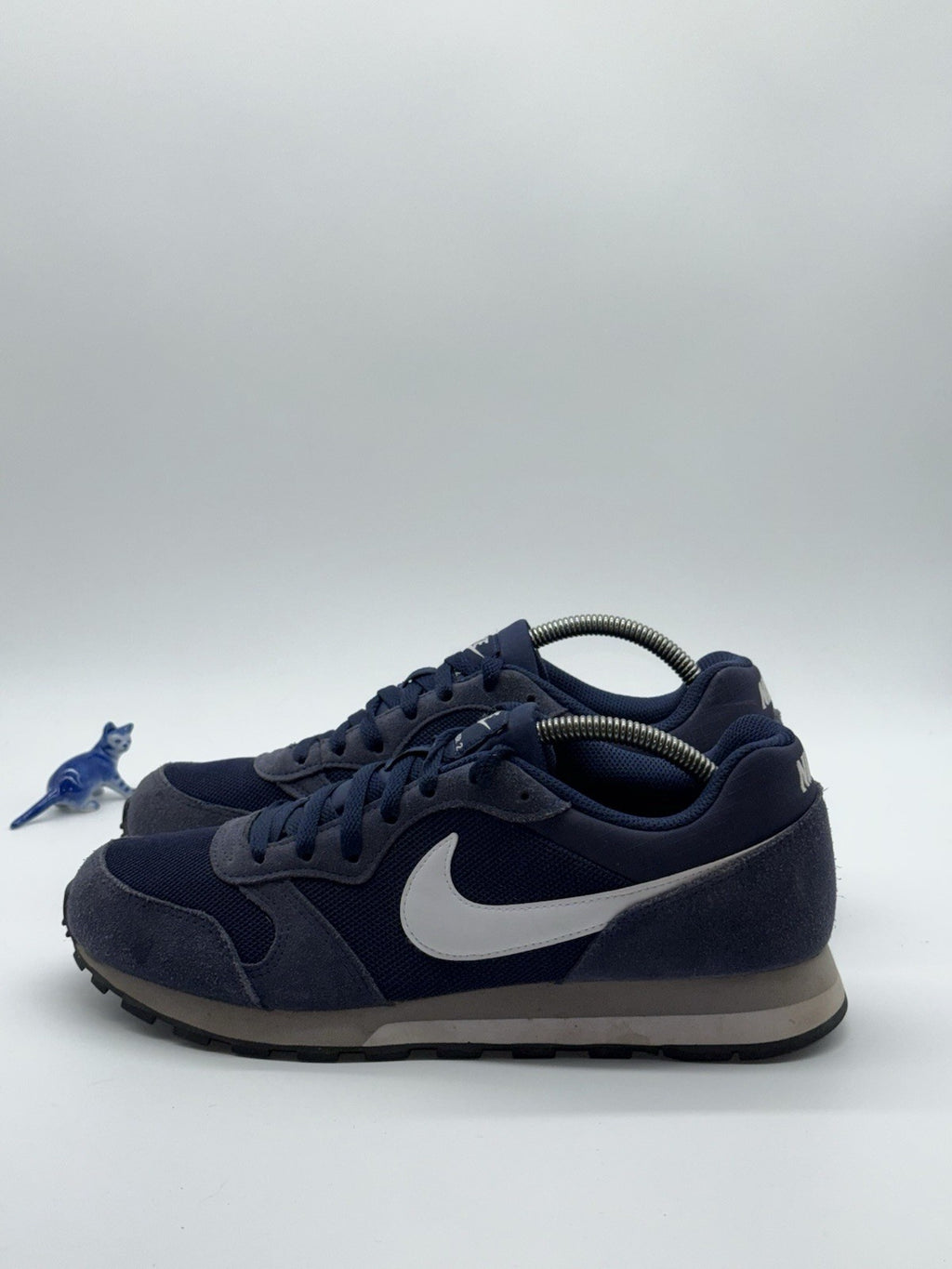 (2019) Nike MD Runner 2 Midnight Navy White Wolf Grey RetroTrainers UK 7.5