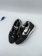 (2008) Men’s Nike Vintage Air Windrunner TR2 Retro Trainers Black & White UK 8