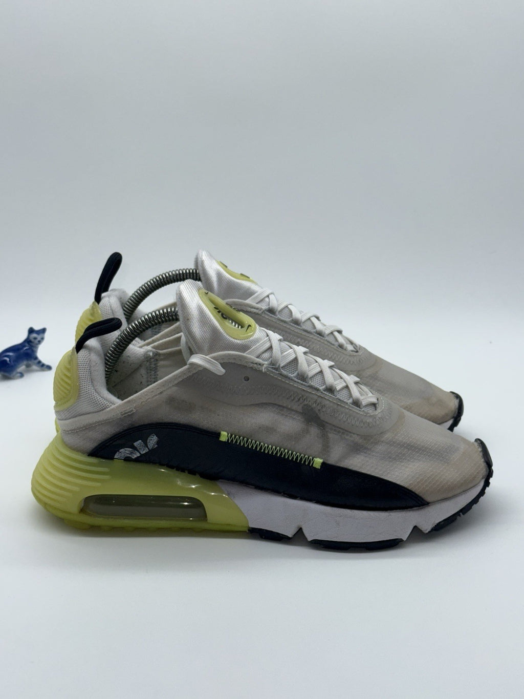 Nike Air Max 2090 White Volt Neon Green Cool Grey UK 6 (CZ7555-100)