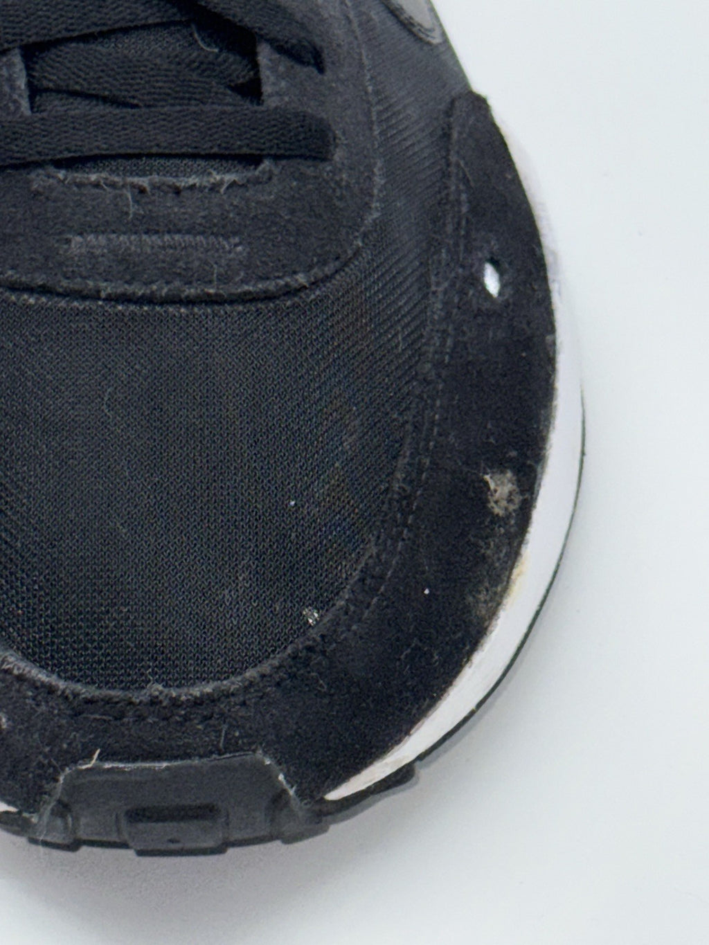 Nike Waffle One 'Black x White' – UK 9.5