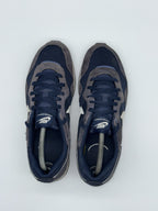 (2023) Nike Venture Runner Midnight Navy Blue White Trainers Size UK 7