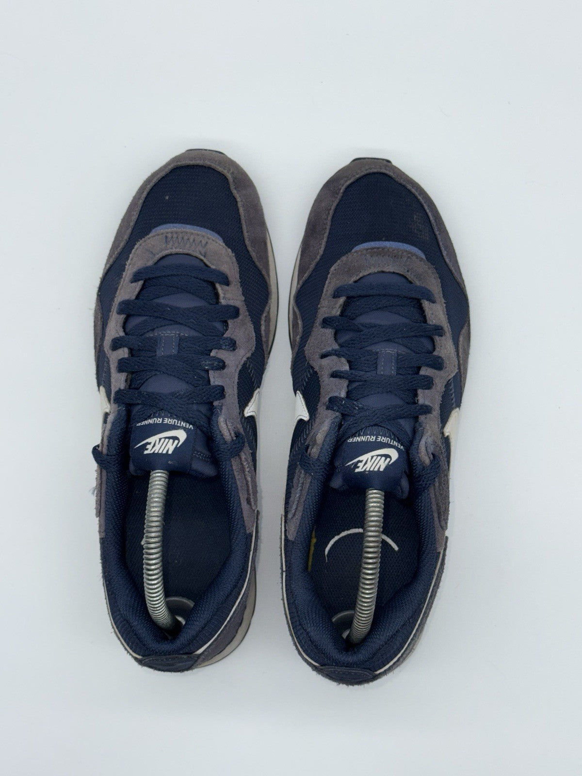 (2023) Nike Venture Runner Midnight Navy Blue White Trainers Size UK 7