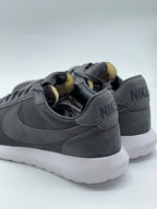 (2015) Nike Roshe LD-1000 Premium QS Dark Grey Size UK 9.5 (842564-002) BNIB