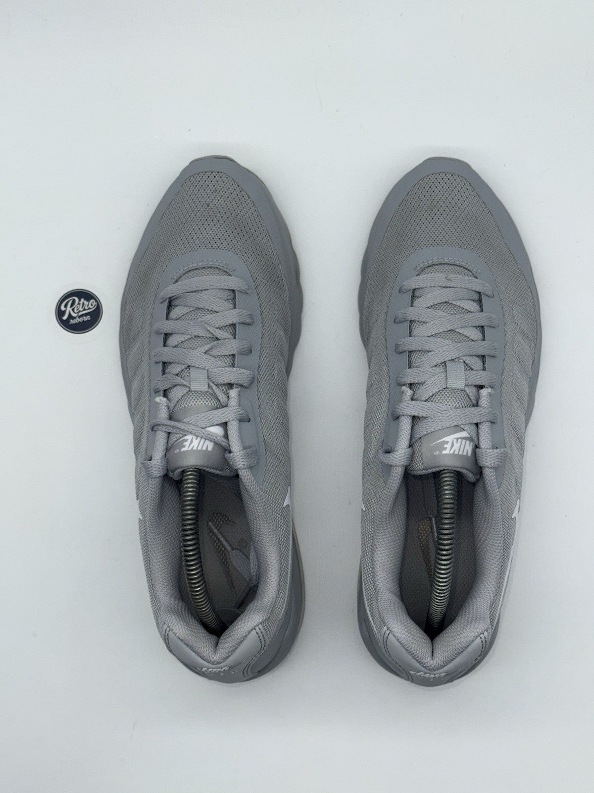 Nike Air Max Invigor 'Wolf Grey x White' (2025) – UK 7.5