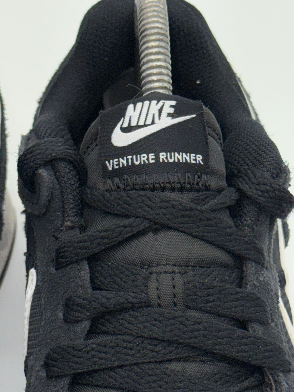 (2021) Nike Venture Runner Black White Suede Retro Trainers UK 7