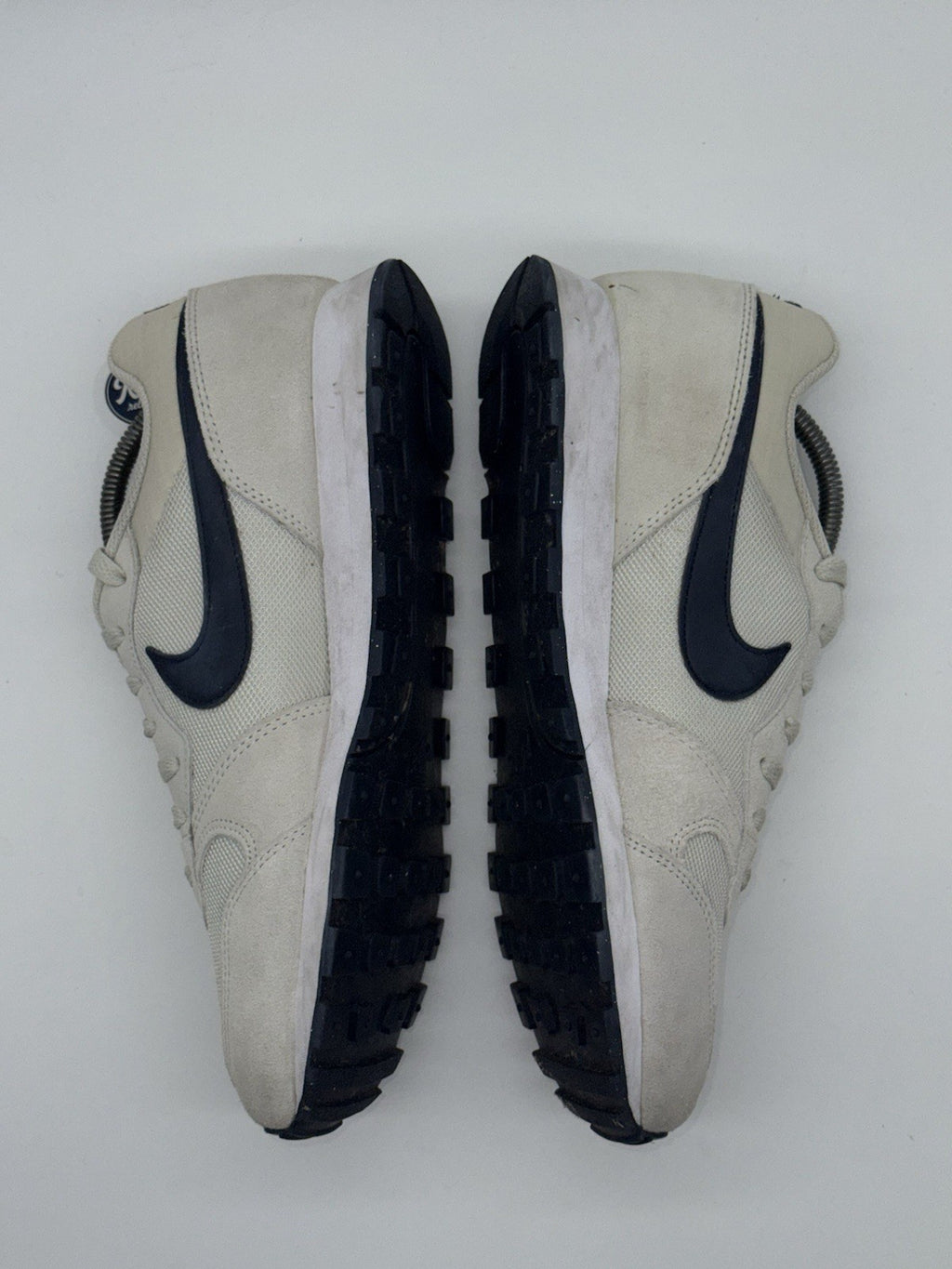 Nike MD Runner 2 'Light Bone x Obsidian' – UK 9