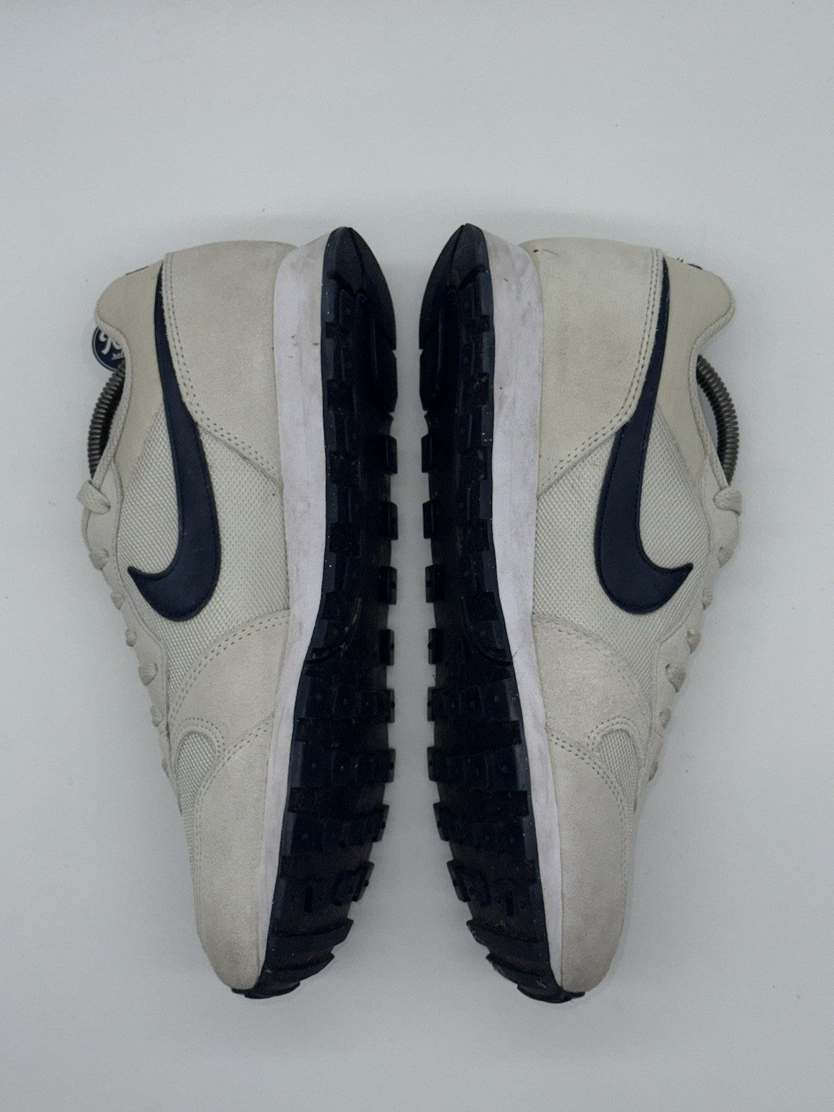 Nike MD Runner 2 'Light Bone x Obsidian' – UK 9