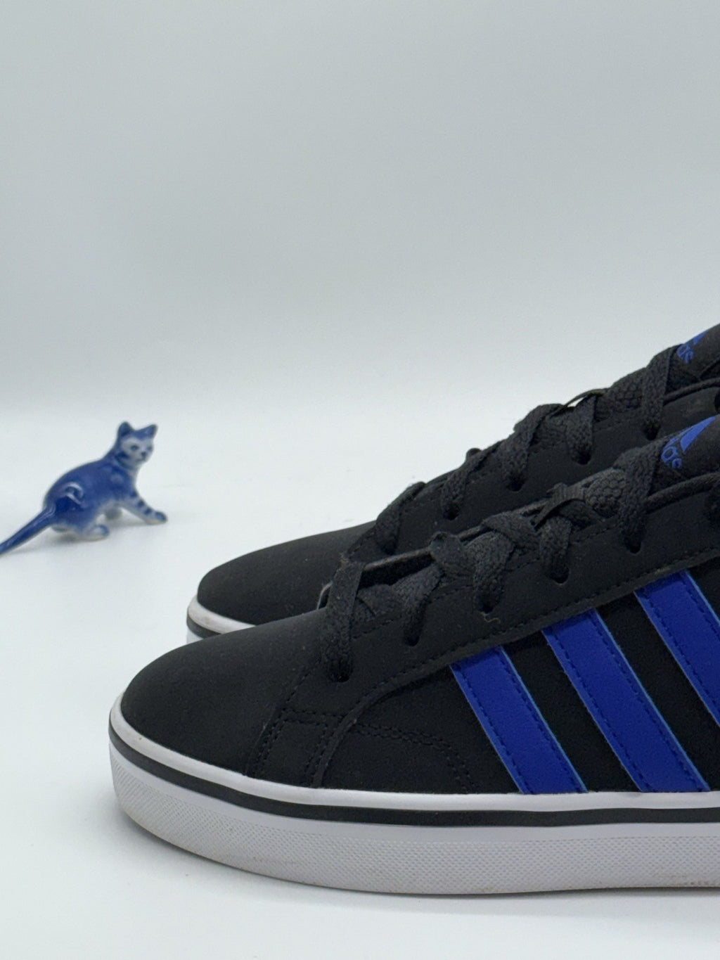 Adidas VS Pace 2.0 HP6004 Black x Royal Blue 3 Stripes UK Size 6