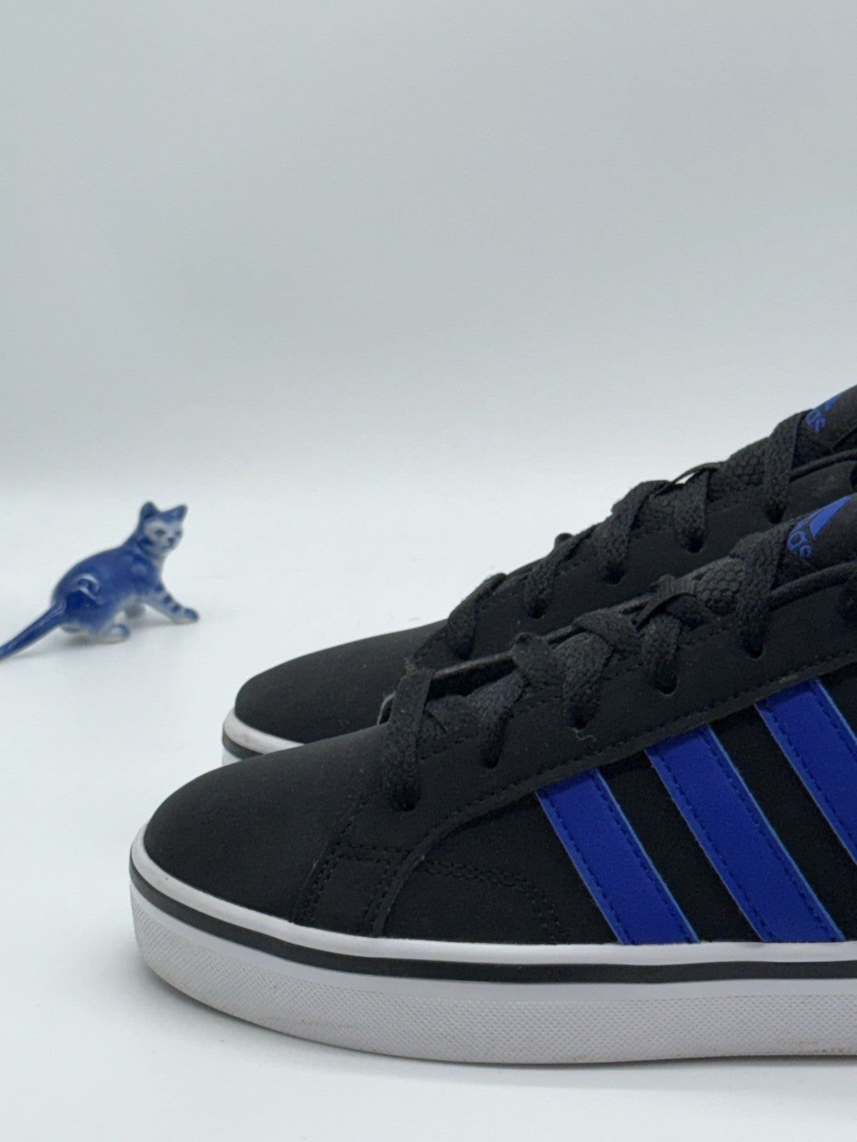 Adidas VS Pace 2.0 HP6004 Black x Royal Blue 3 Stripes UK Size 6