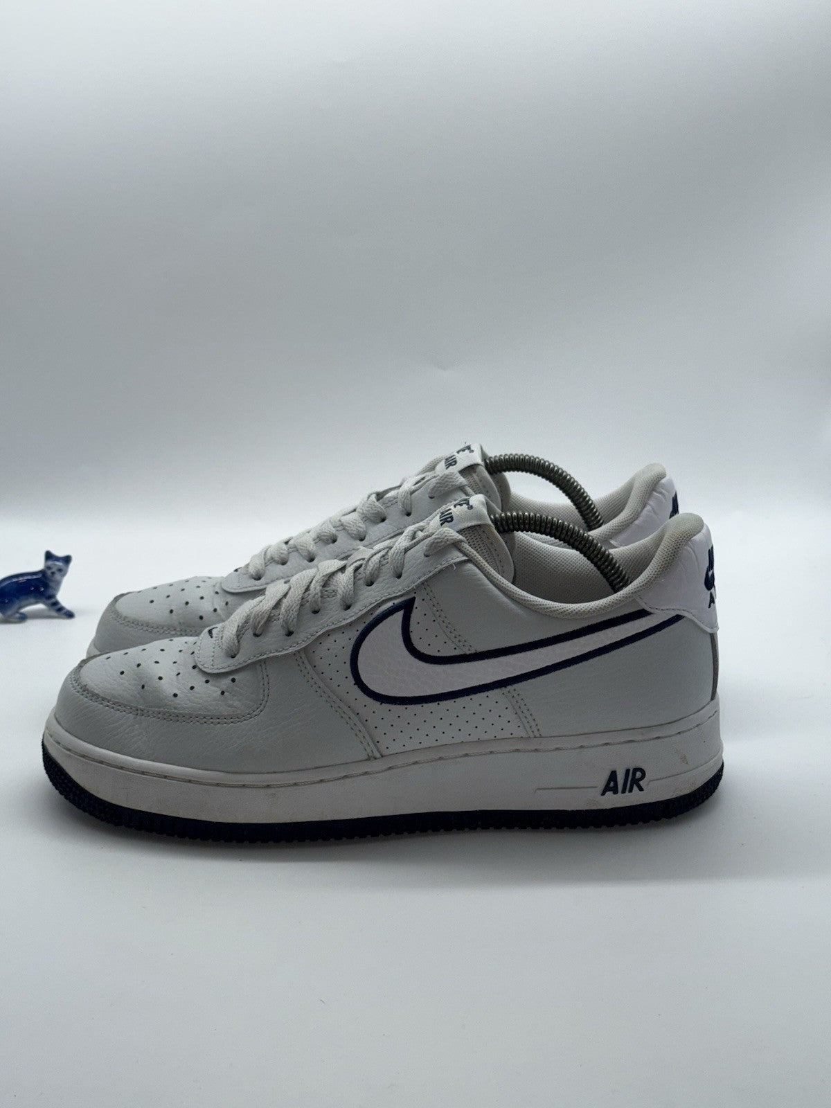 Nike Air Force 1 '07 Grey Photon Dust x Midnight Navy UK 8 (FJ4211-002)