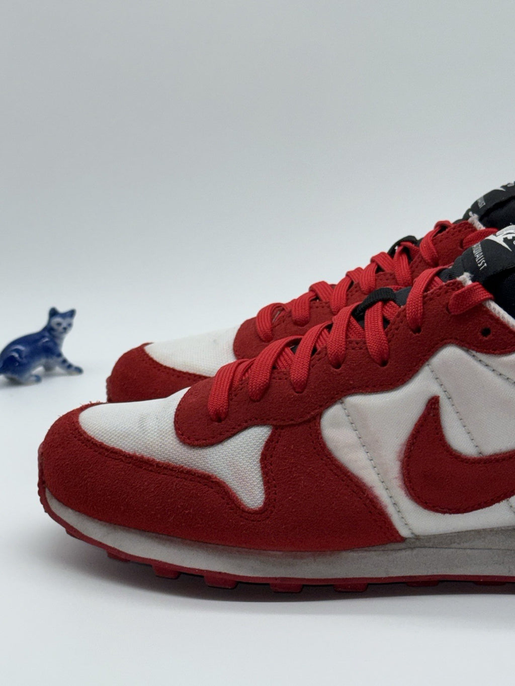 Nike ID Retro Internationalist Custom Trainers Red x White x Black UK 7.5