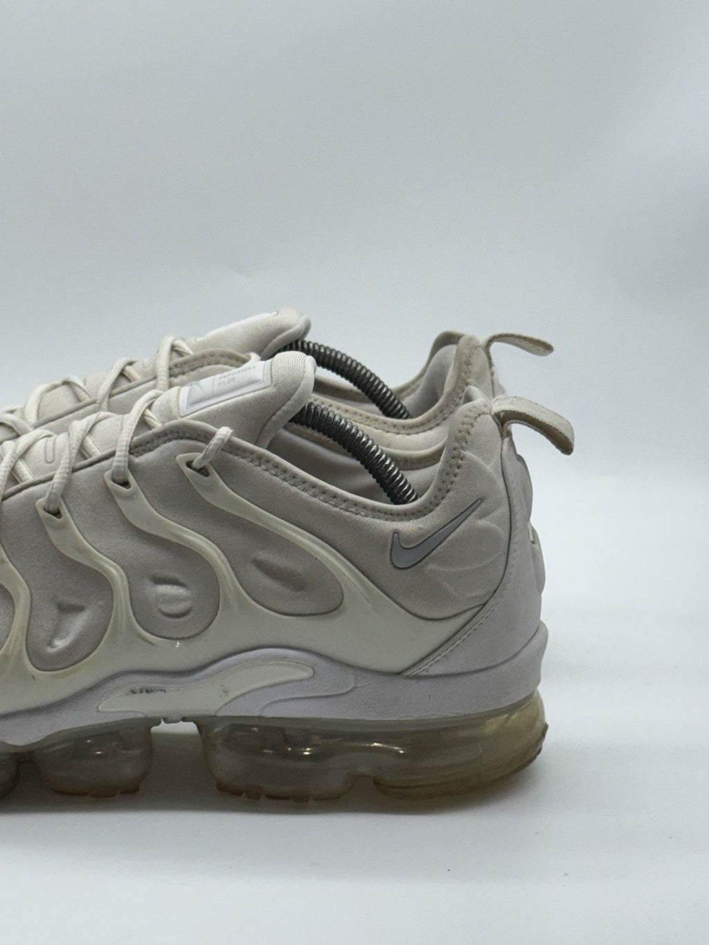 Nike Air Vapormax Plus Triple White Pure Platinum Men’s UK 10.5 (924453-100)