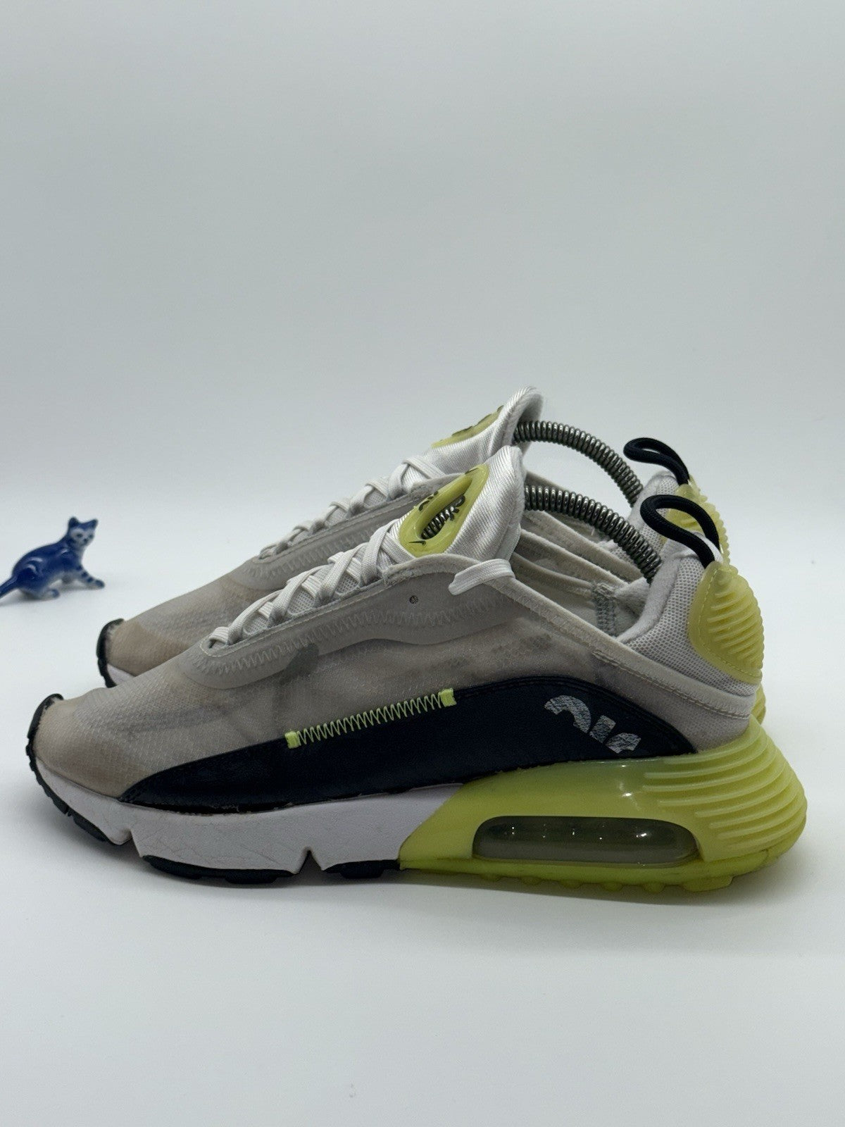 Nike Air Max 2090 White Volt Neon Green Cool Grey UK 6 (CZ7555-100)