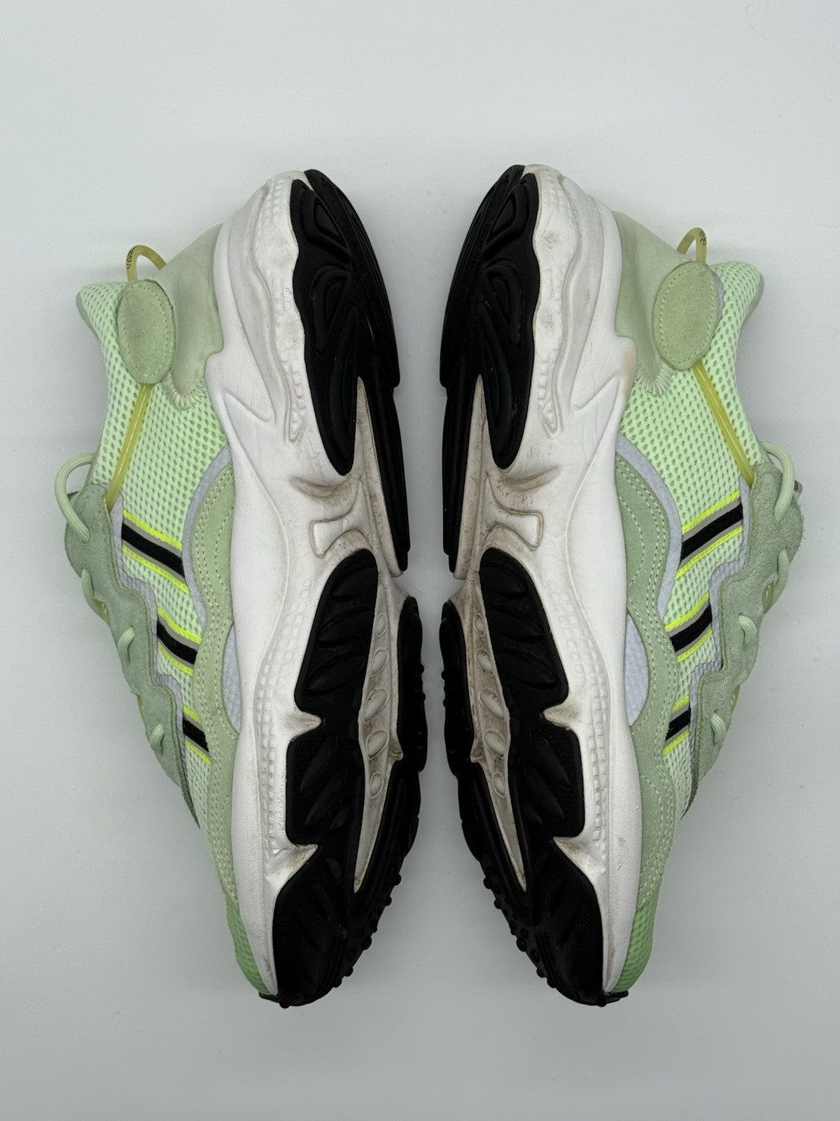 Adidas Ozweego Glow Green EE6466 UK 9.5 Men’s Trainers Gym Running Casual