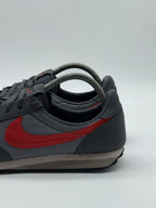 (2013) Nike Elite Vintage Waffle Trainers Grey & Red Men’s Size UK 8